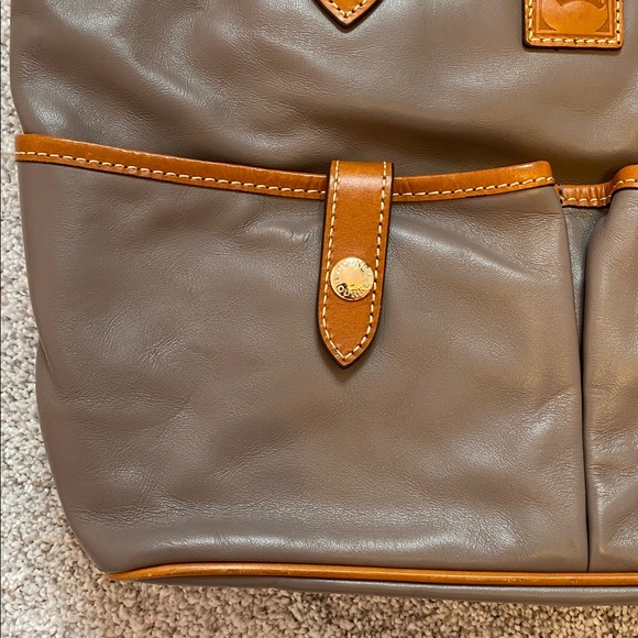 Dooney & Bourke purse - Picture 4 of 14